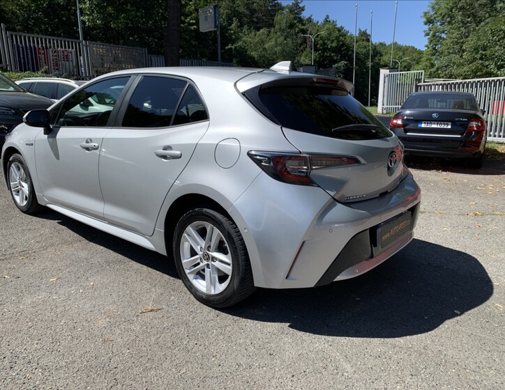 Toyota Corolla 6