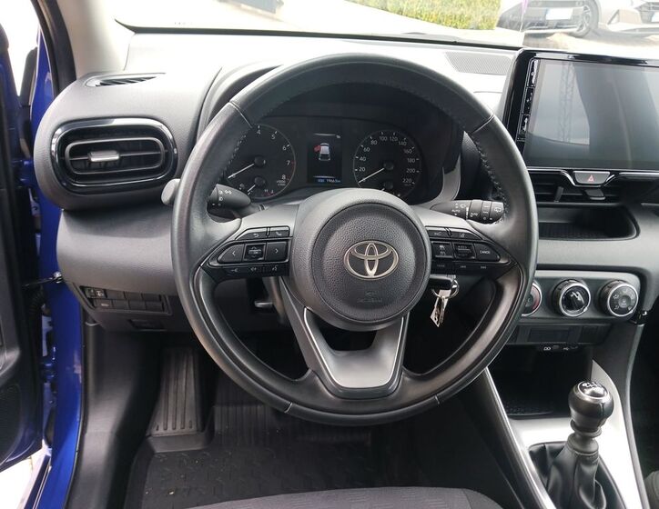 Toyota Yaris 17