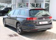 Volkswagen Passat 2