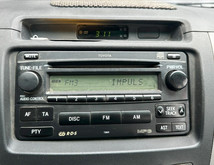 Toyota Hilux 23