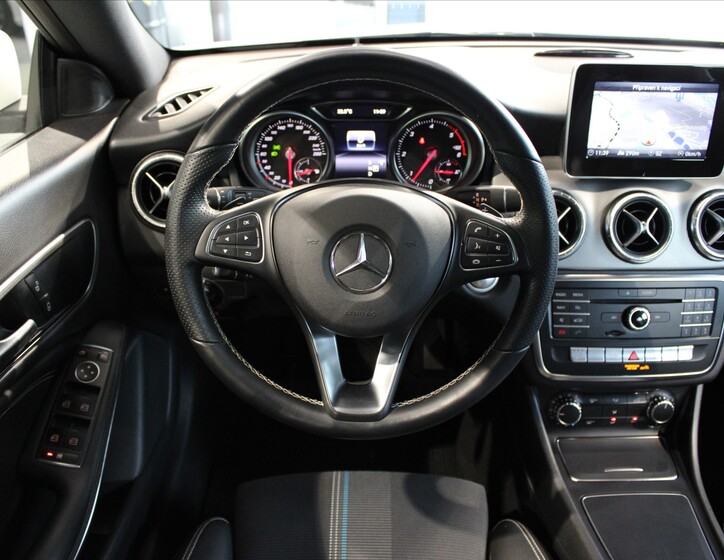 Mercedes-Benz CLA 13