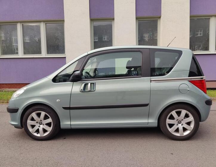 Peugeot 1007 2