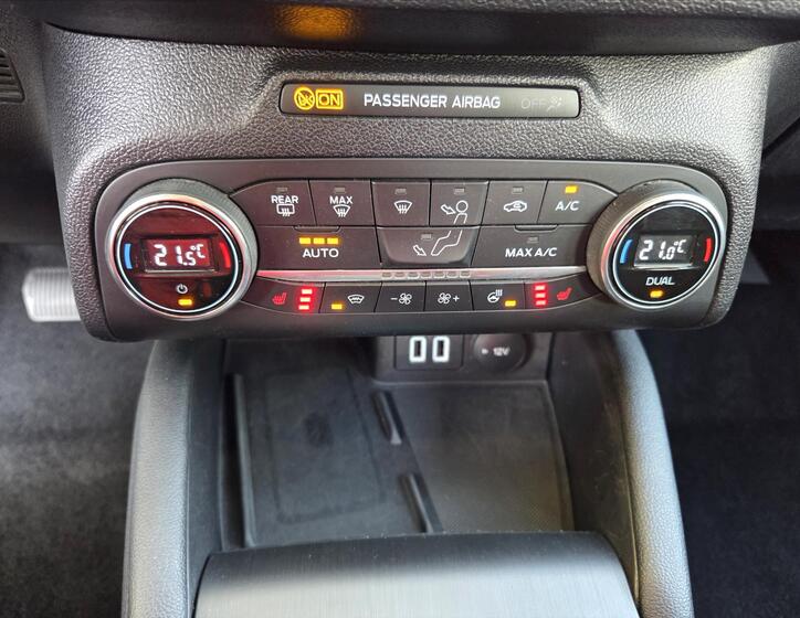 Ford Focus 14