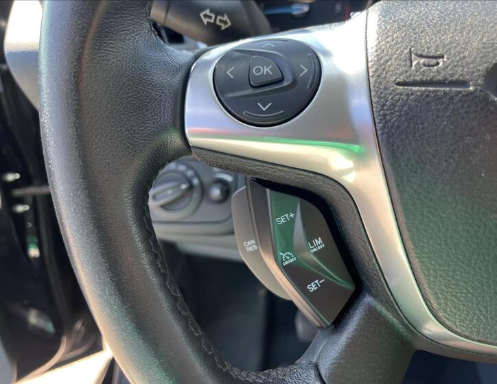 Ford C-MAX 23