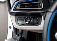 BMW i8 14