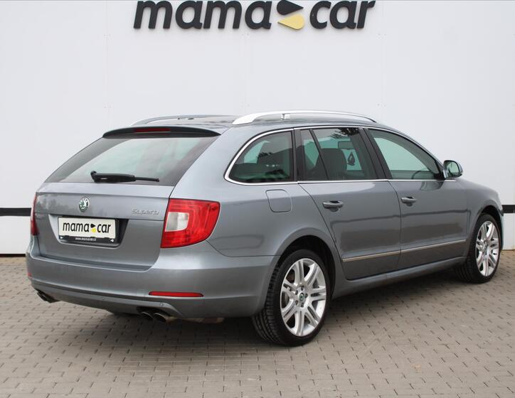 Škoda Superb 2