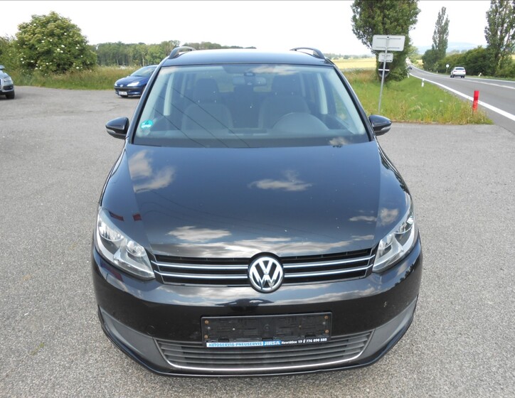 Volkswagen Touran 3