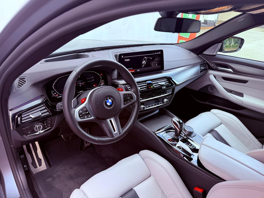 BMW M5