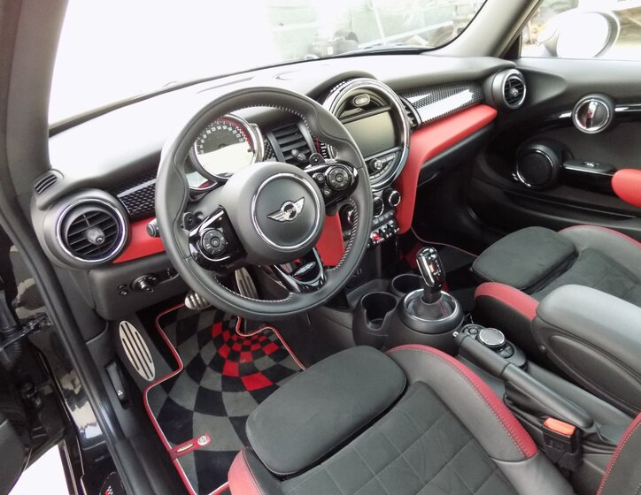 Mini Cooper 16