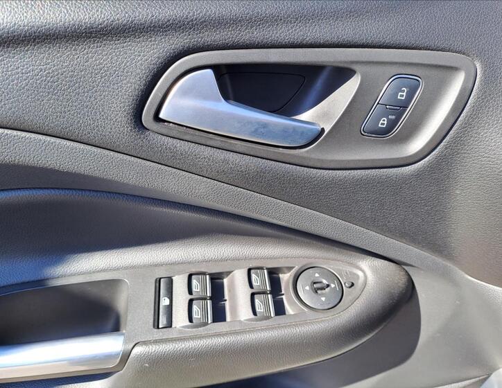 Ford Kuga 10