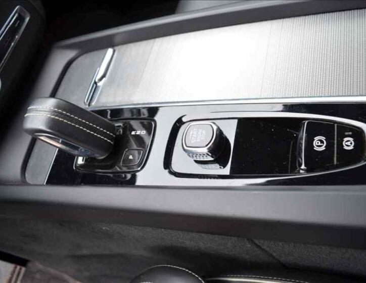 Volvo XC60 10
