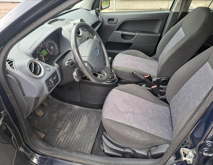 Ford Fiesta 18