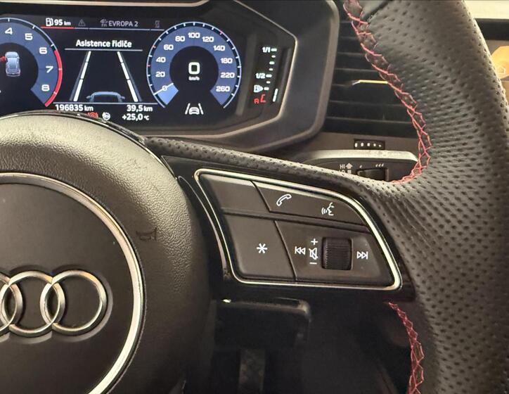 Audi A1 12