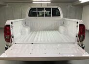 Toyota Hilux 11