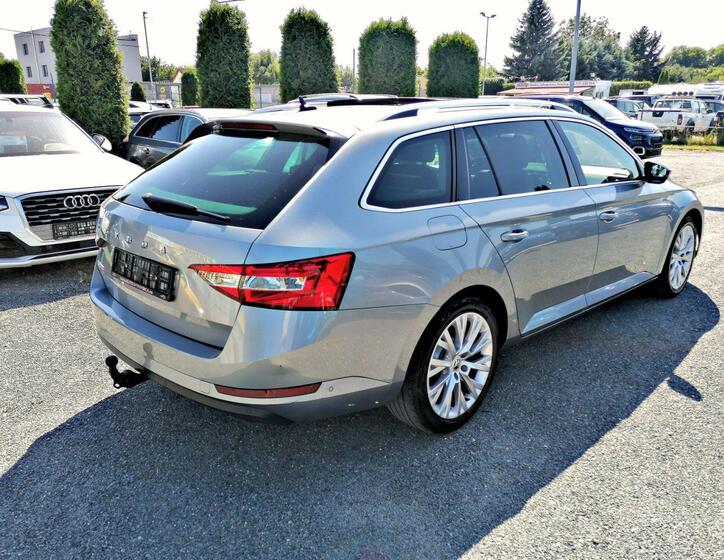 Škoda Superb 5