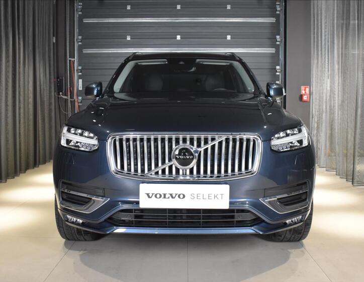 Volvo XC90 6