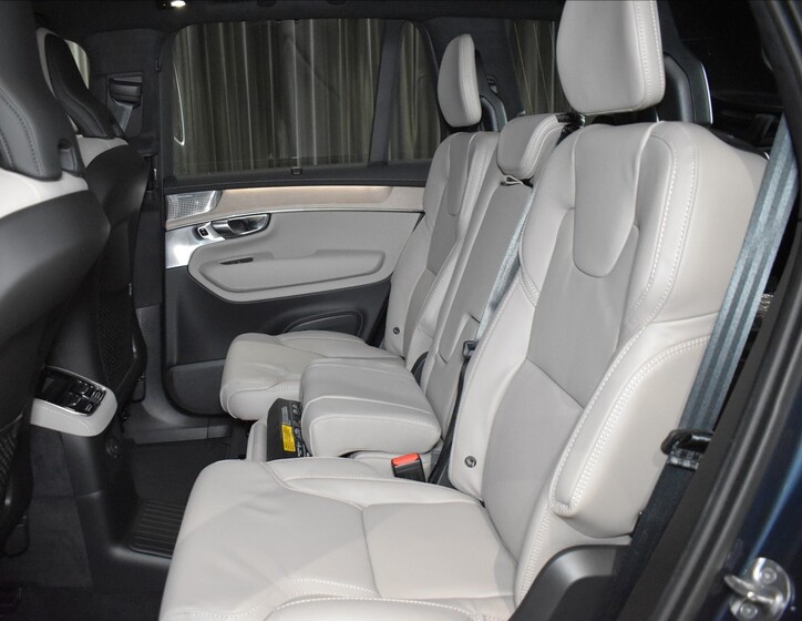 Volvo XC90 21