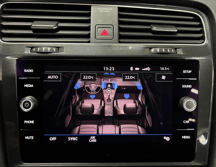 Volkswagen Golf 15
