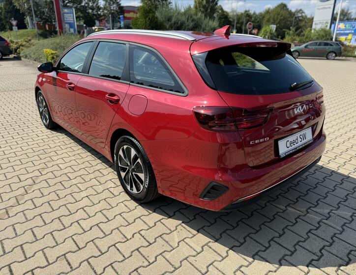 KIA Ceed 5