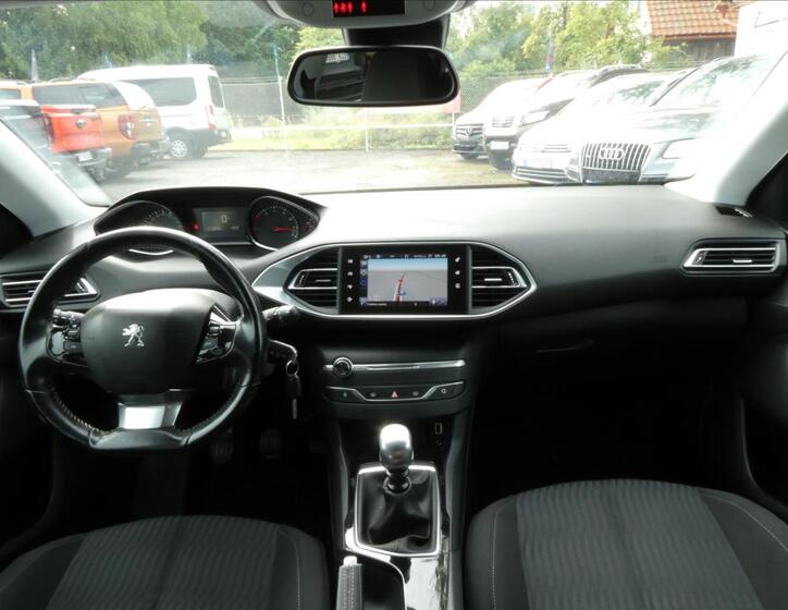 Peugeot 308 27