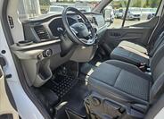 Ford Transit 8
