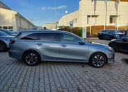 KIA Ceed 4