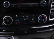 Ford Tourneo Custom 27