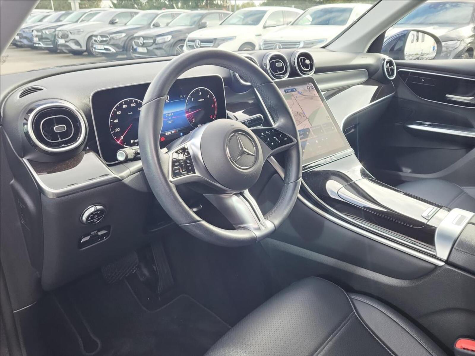 Mercedes-Benz GLC 9