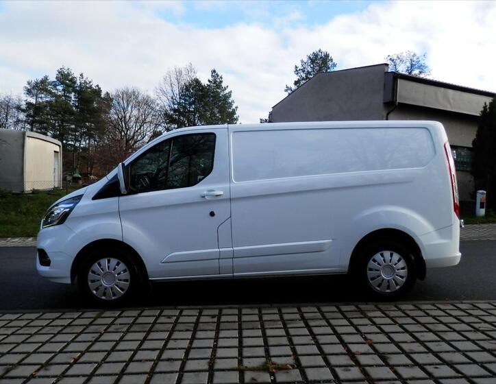 Ford Transit Custom 6