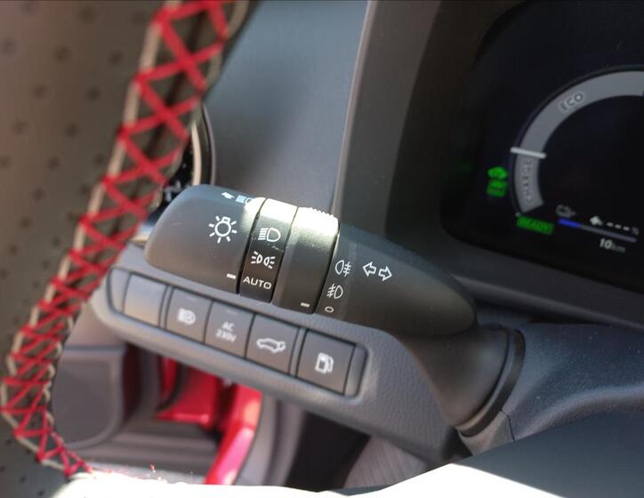 Toyota C-HR 21