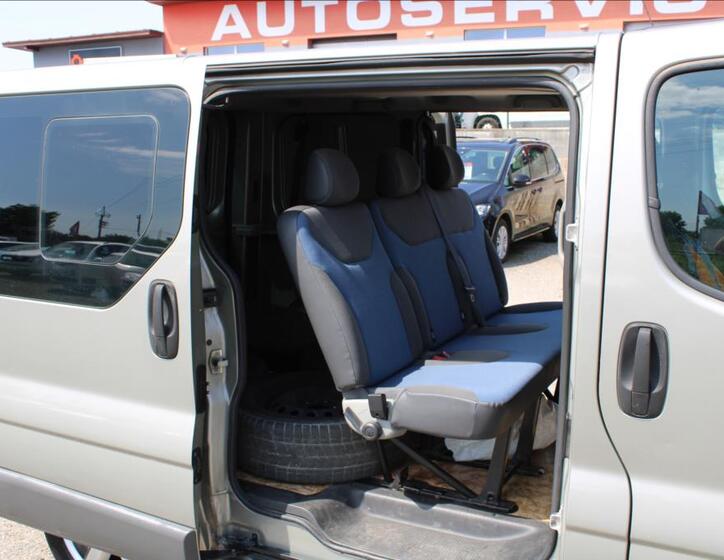 Renault Trafic 15