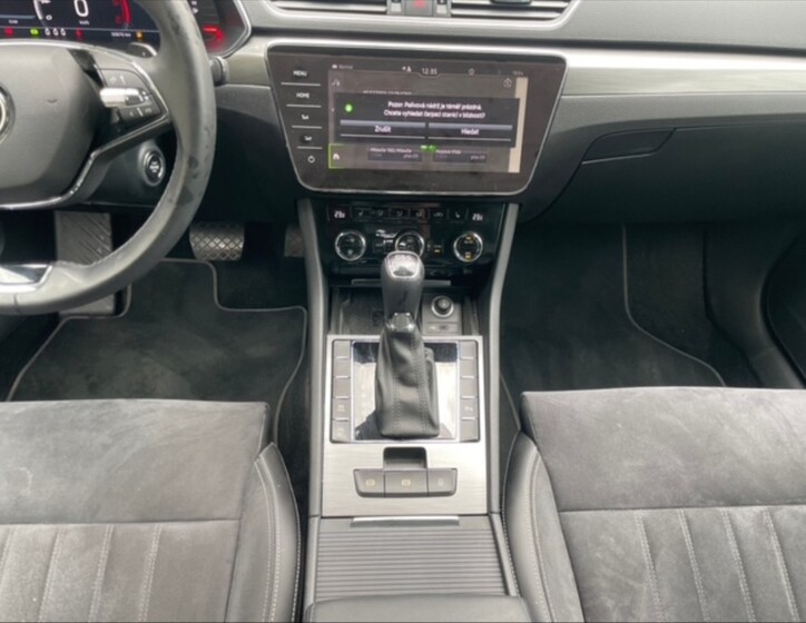 Škoda Superb 10