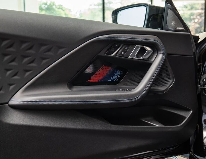 BMW M2 7