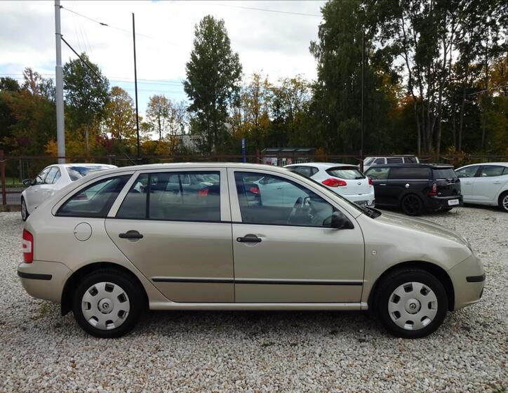 Škoda Fabia 8