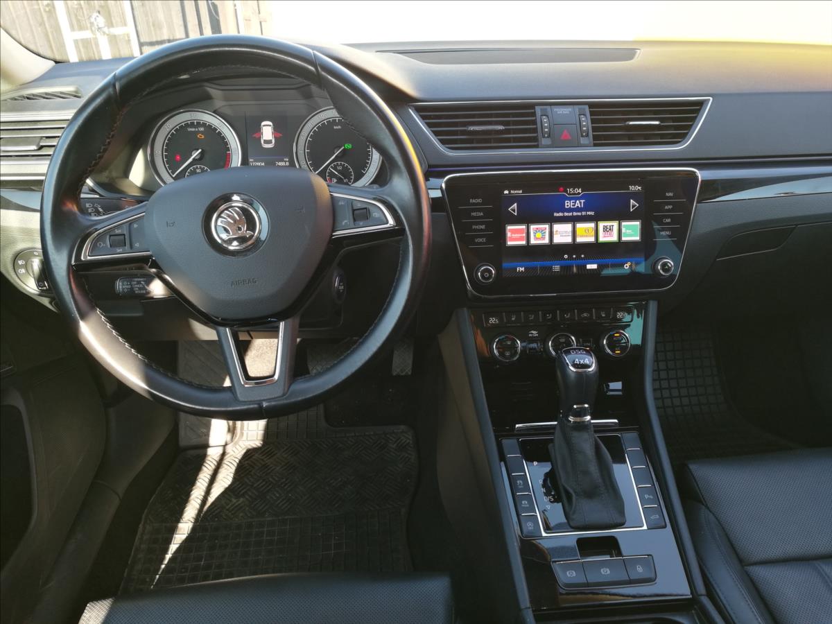 Škoda Superb