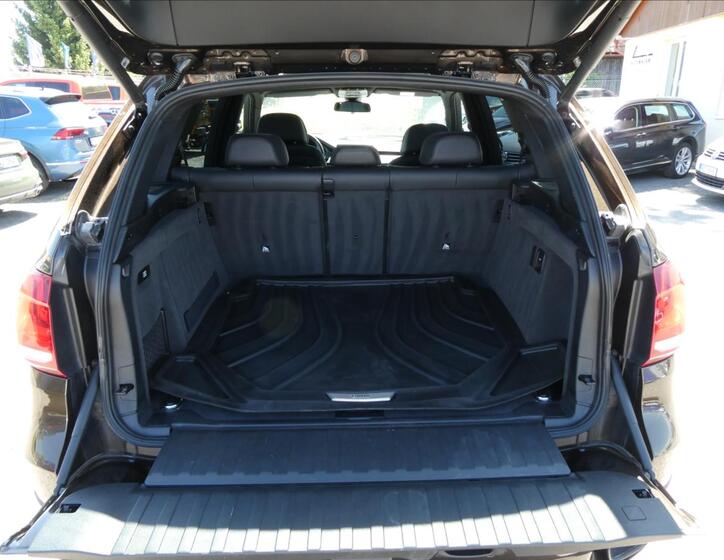 BMW X5 16