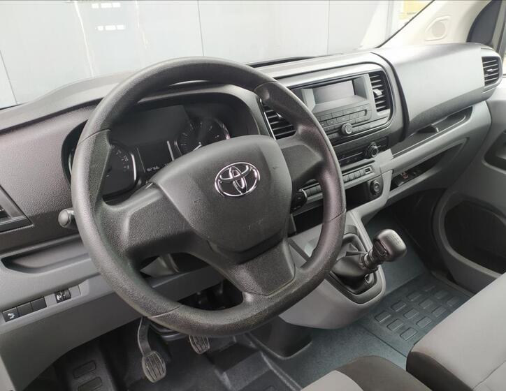 Toyota ProAce 12