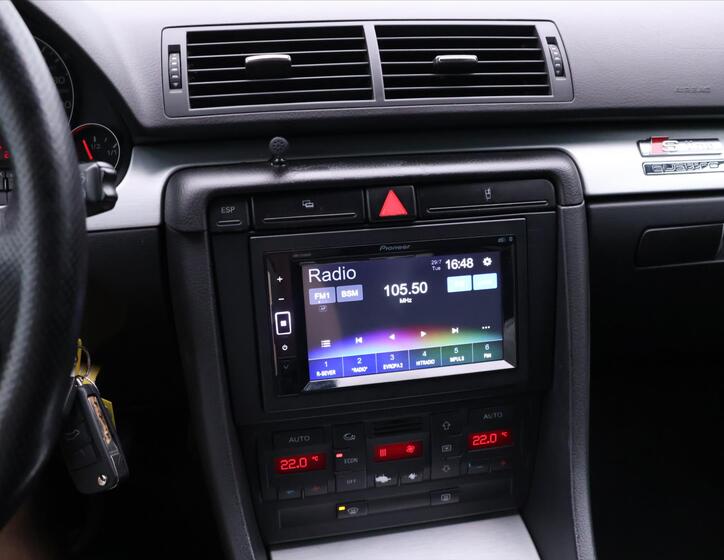 Audi A4 23