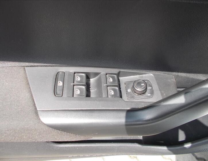 Volkswagen Polo 26