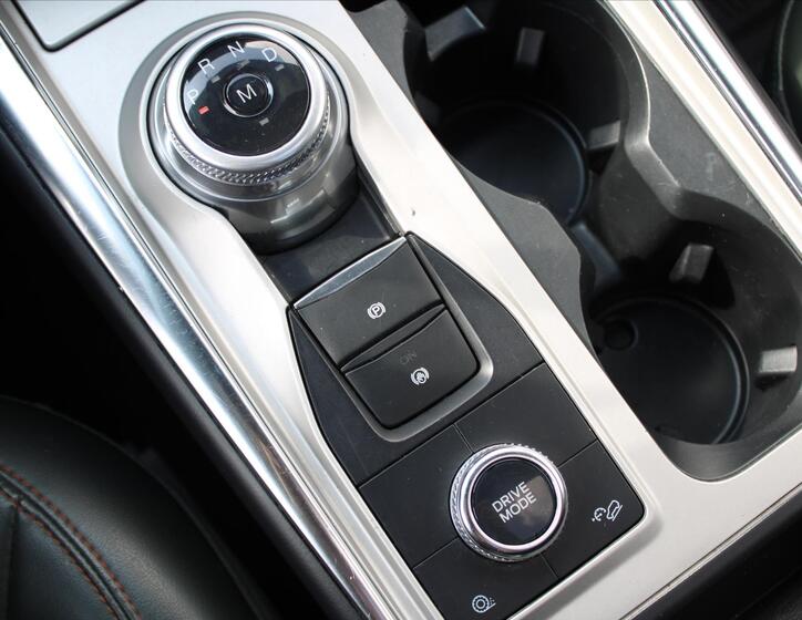 Ford Explorer 22