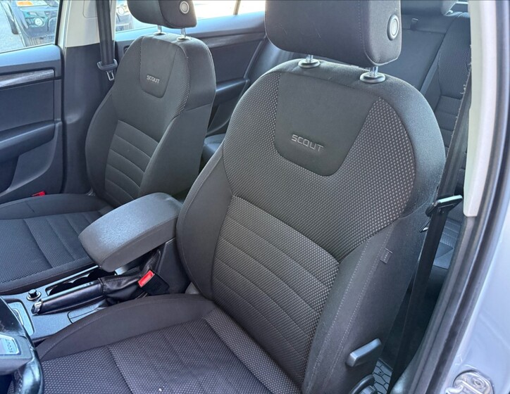 Škoda Octavia 10