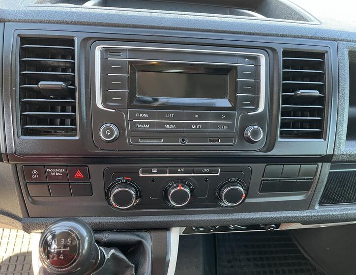 Volkswagen Transporter 23