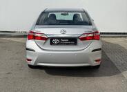 Toyota Corolla 5