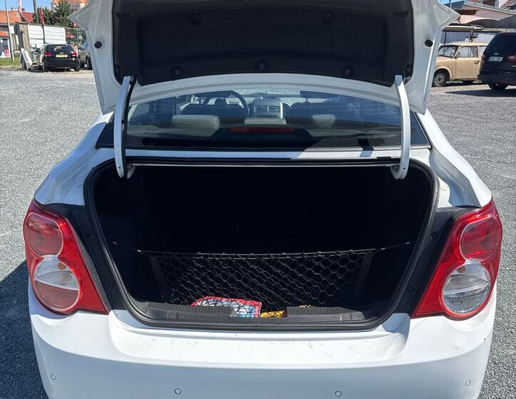 Chevrolet Aveo 23