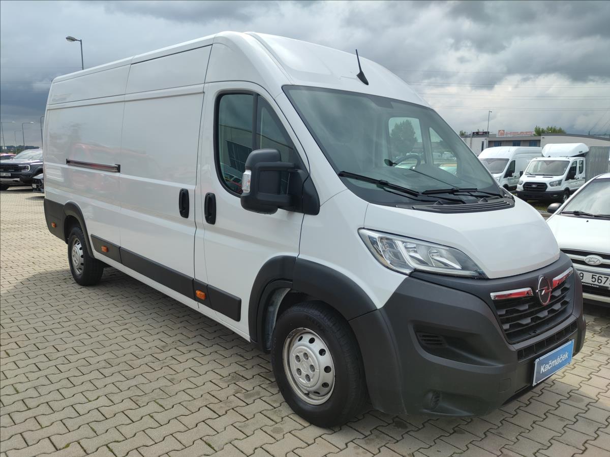 Opel Movano