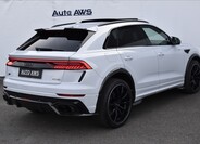Audi RS Q8 11