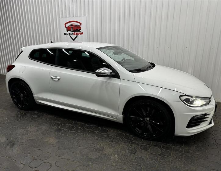 Volkswagen Scirocco 11