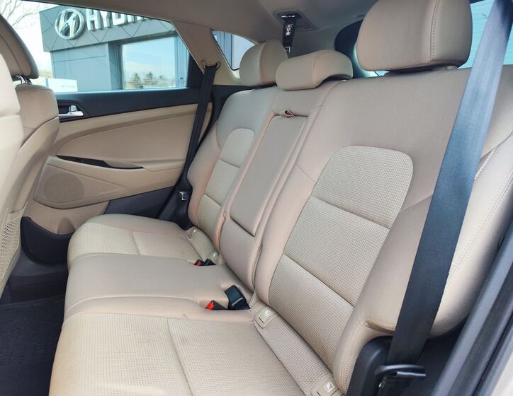 Hyundai Tucson 12