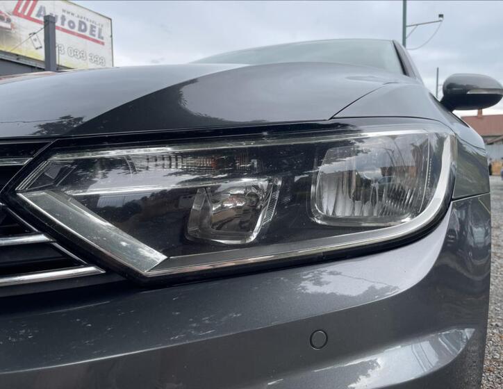 Volkswagen Passat 45