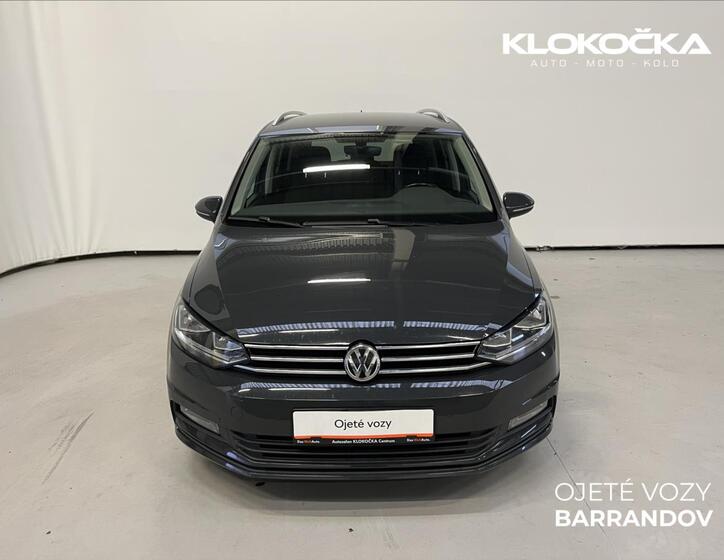 Volkswagen Touran 4